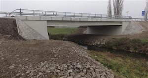 m4530 most cez rieku dudváh pri obci sládkovičovo